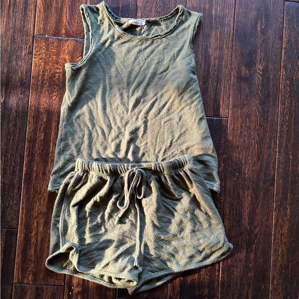 Mia Joy Joyfolie Olive Green shorts and top set - girls size 10